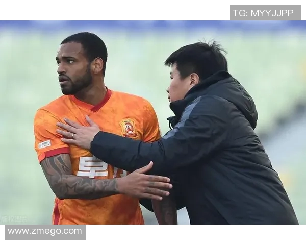 武汉篮球队战术揭秘：从训练到比赛的全景分析与策略探讨